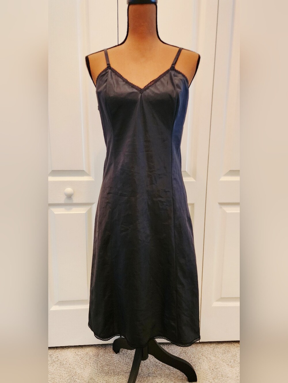 Vintage Barbizon Circa 50s To 70s Slip Dress with Lace Trim - Taffreda Brand